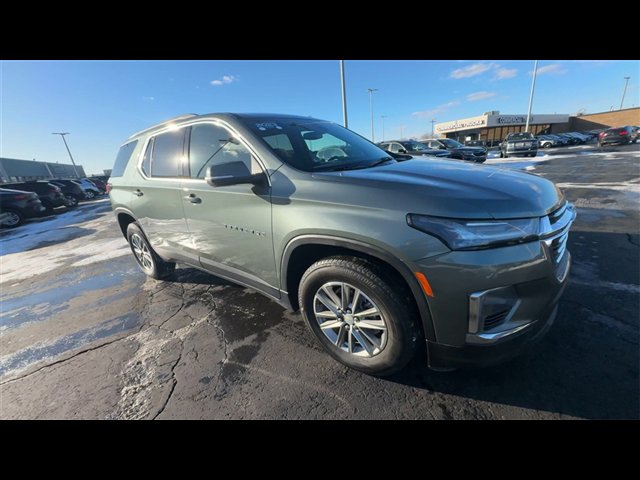 Certified 2023 Chevrolet Traverse LT image 2
