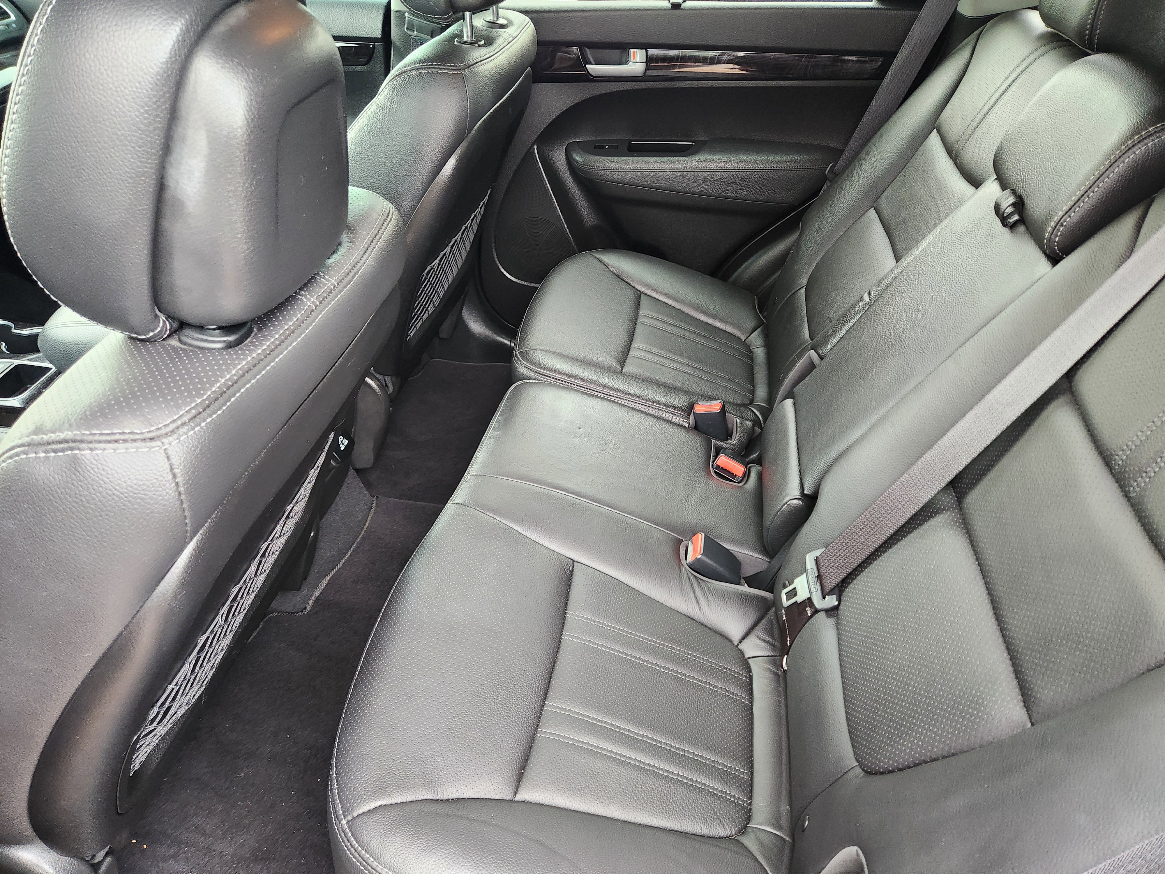 Used 2015 Kia Sorento EX image 9