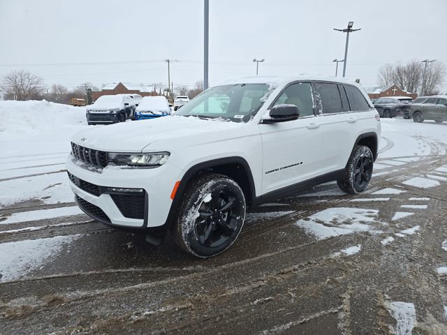New 2026 Jeep Grand Cherokee Limited w/ Limited Altitude Package AWD/4WD image 6