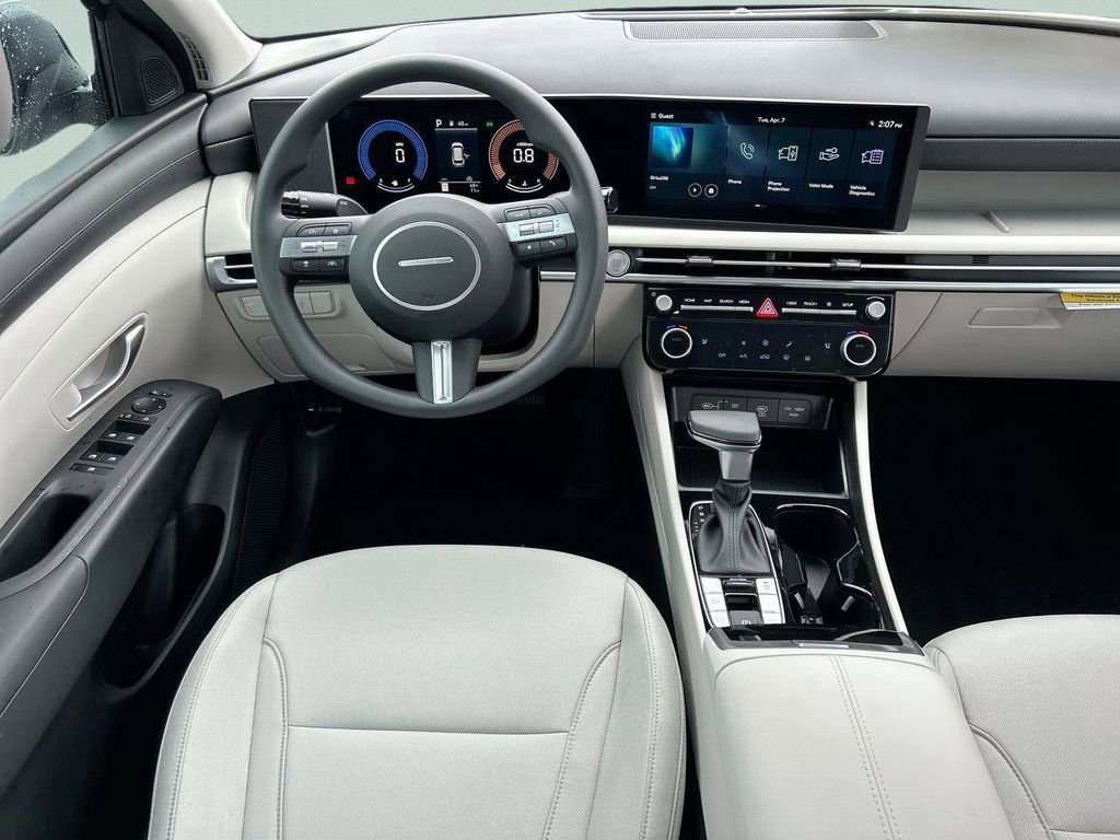 New 2026 Hyundai Tucson SEL image 17