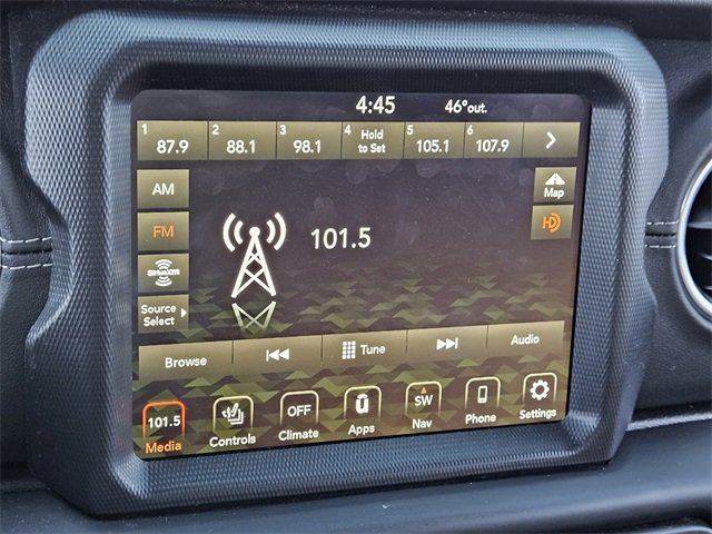 Used 2021 Jeep Wrangler Unlimited Sahara w/ Dual Top Group image 21