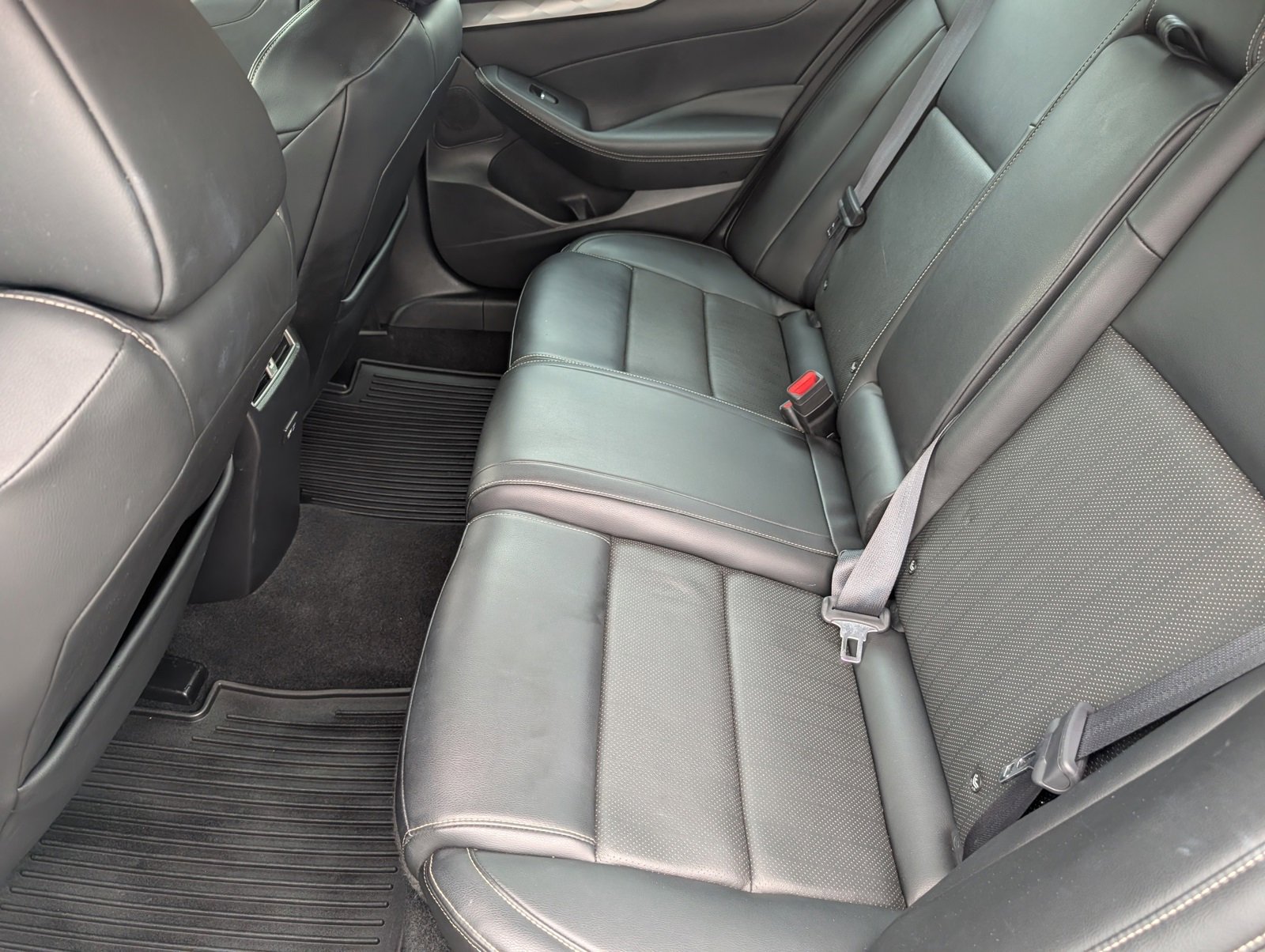 Used 2021 Nissan Maxima 3.5 SV w/ Floor Mat Group image 8