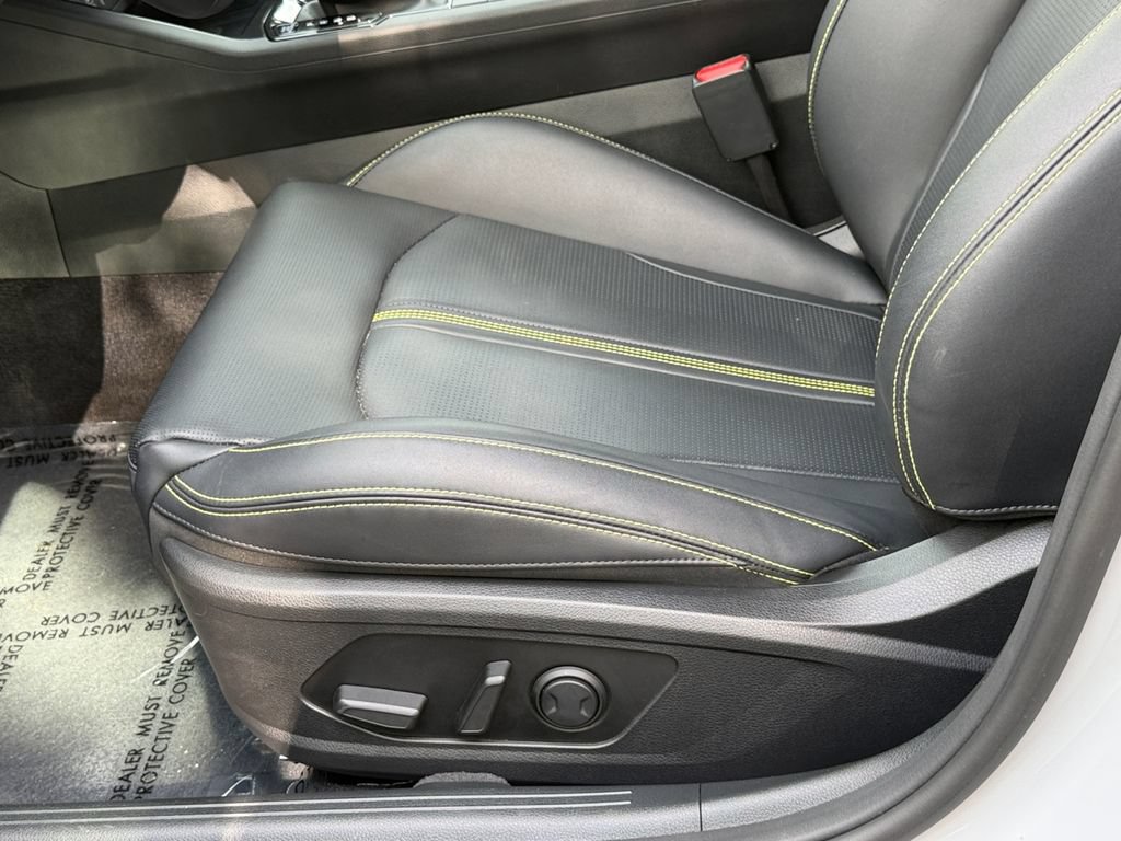 Used 2025 Kia K5 GT FWD image 17