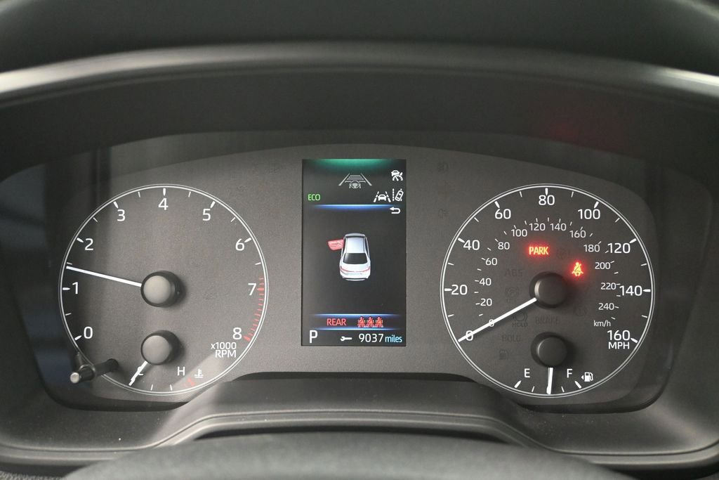 Used 2025 Toyota Corolla SE image 9