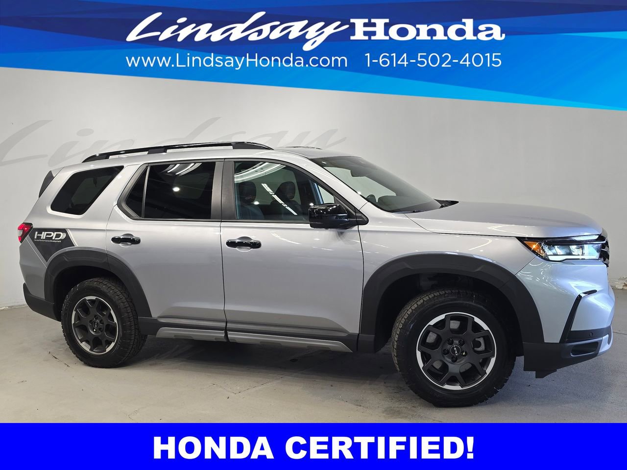 Certified 2024 Honda Pilot TrailSport image 3