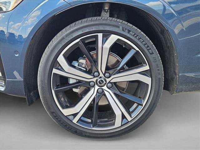 Used 2023 Volvo XC60 B5 Ultimate image 22