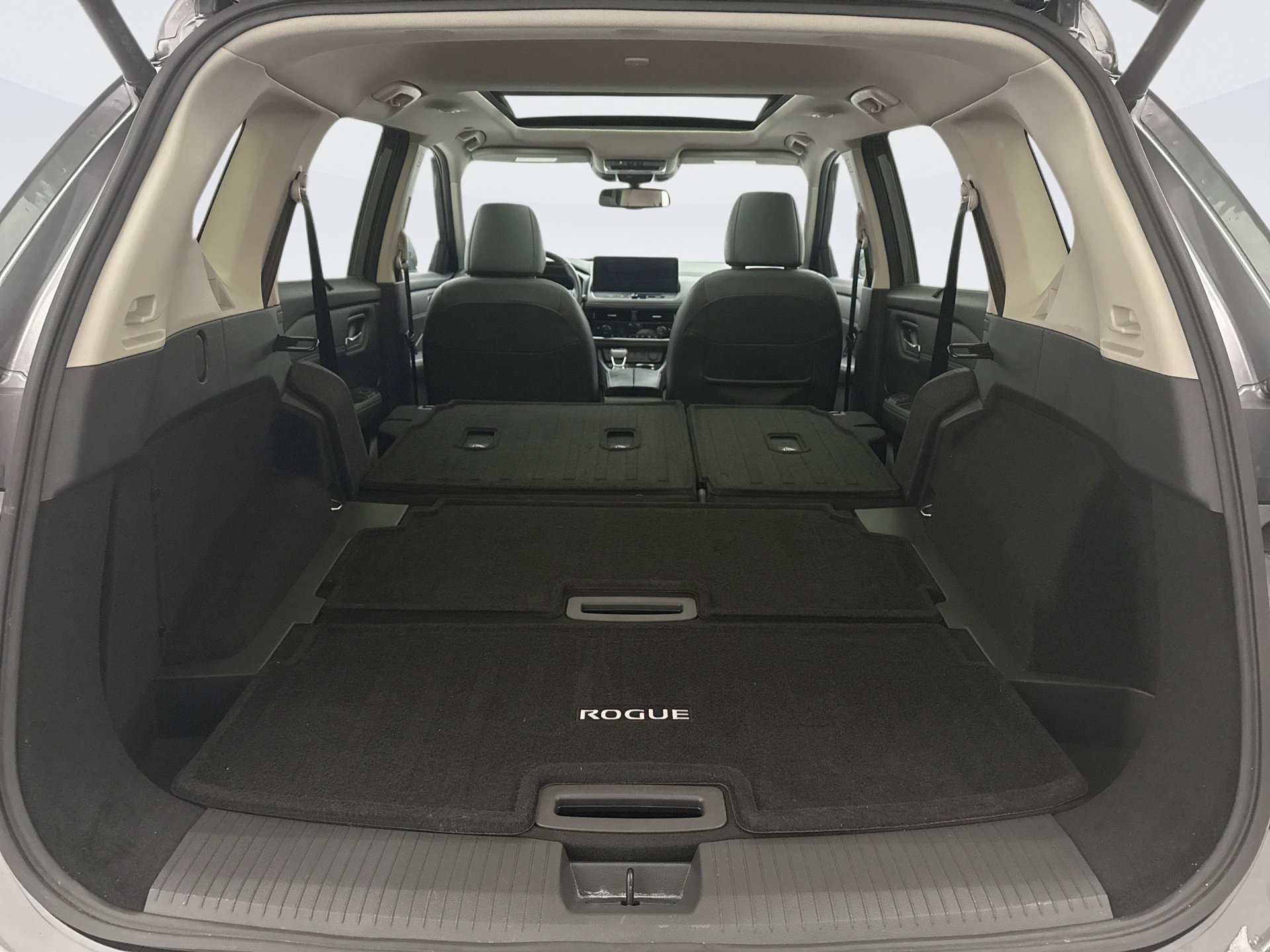 Used 2024 Nissan Rogue SL w/ SL Premium Package image 22