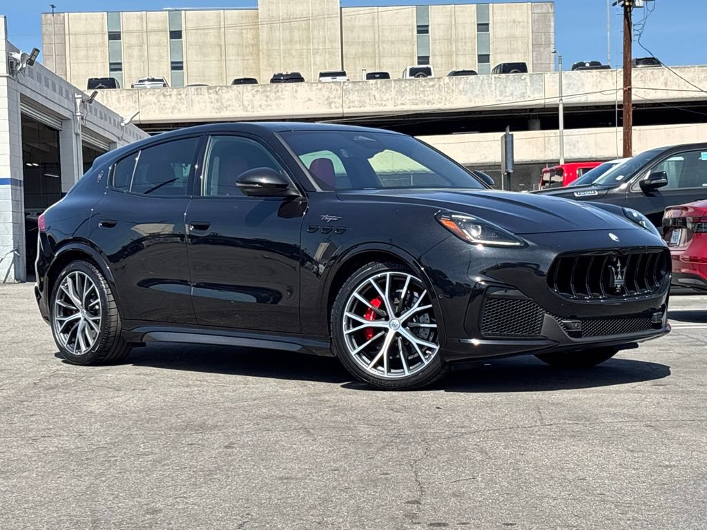 Used 2024 Maserati Grecale Trofeo AWD/4WD image 1