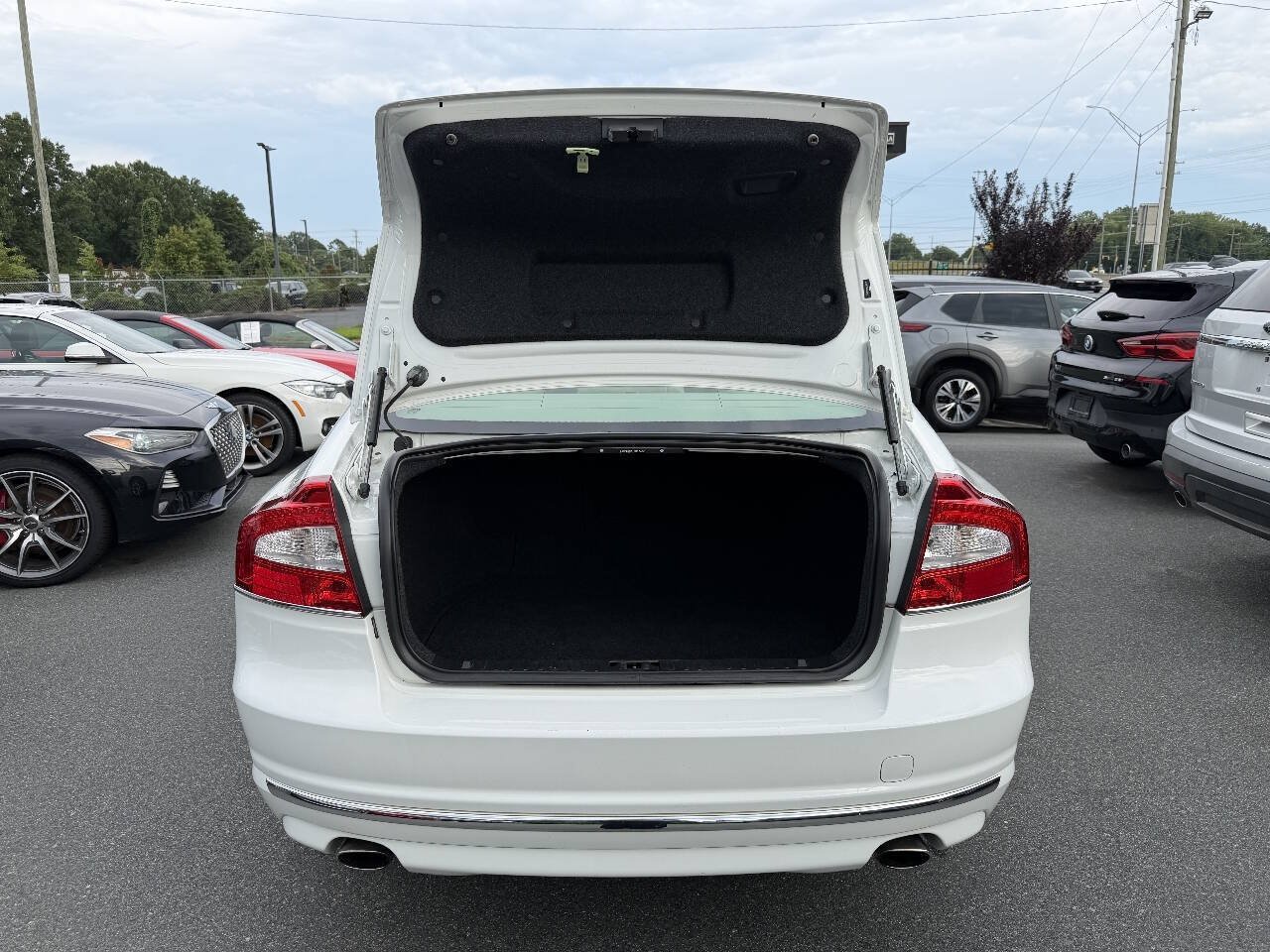 Used 2016 Volvo S80 T5 FWD image 11