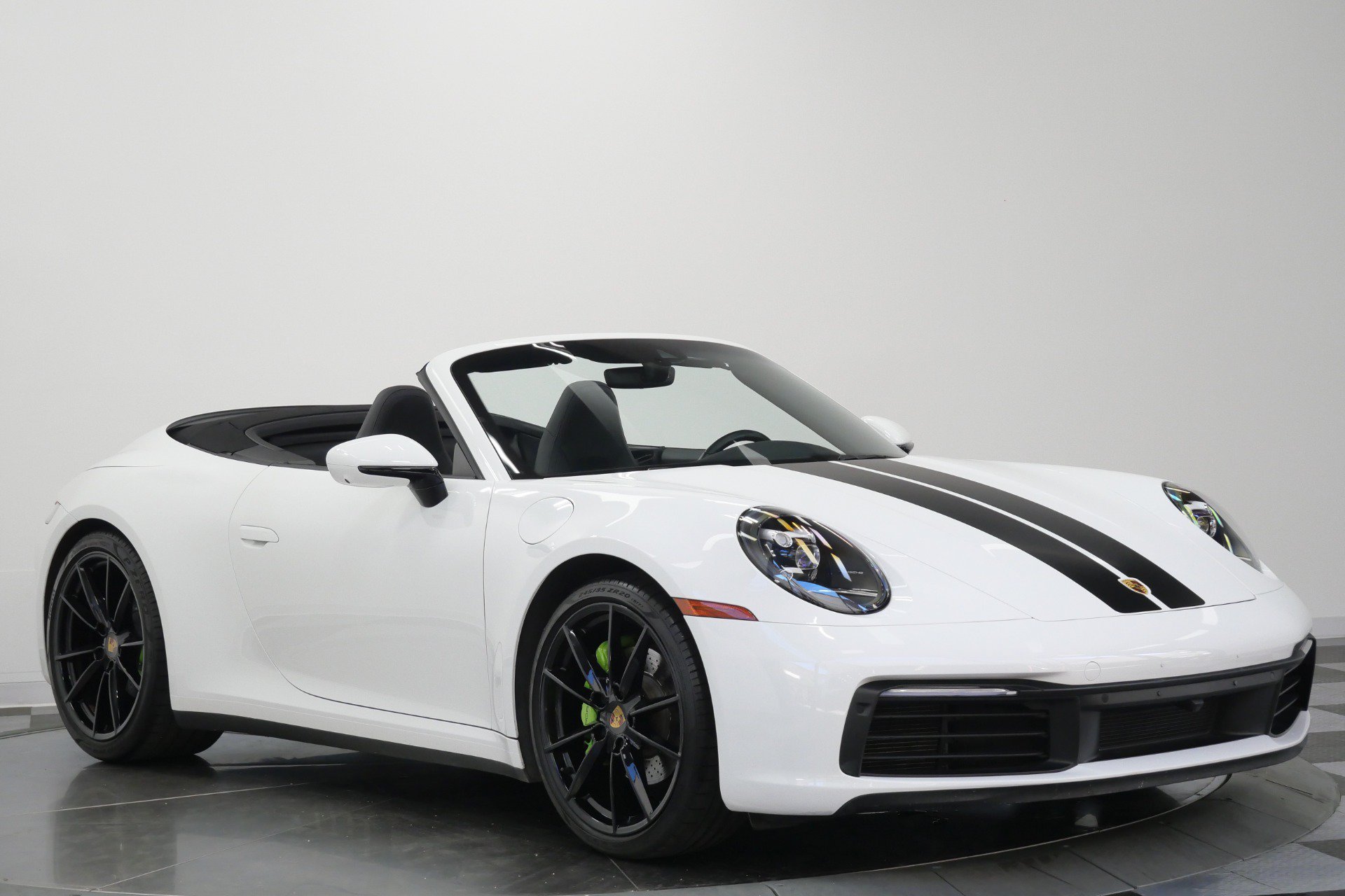 Used 2020 Porsche 911 Carrera image 3