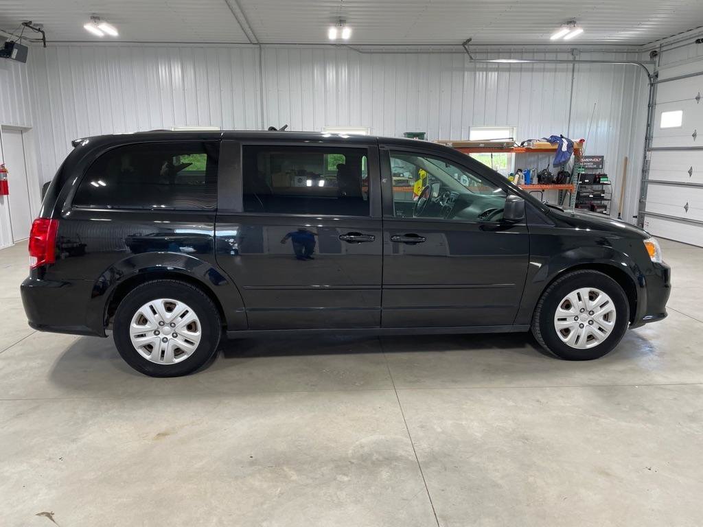 Used 2015 Dodge Grand Caravan SE w/ Quick Order Package 29E SE FWD image 8