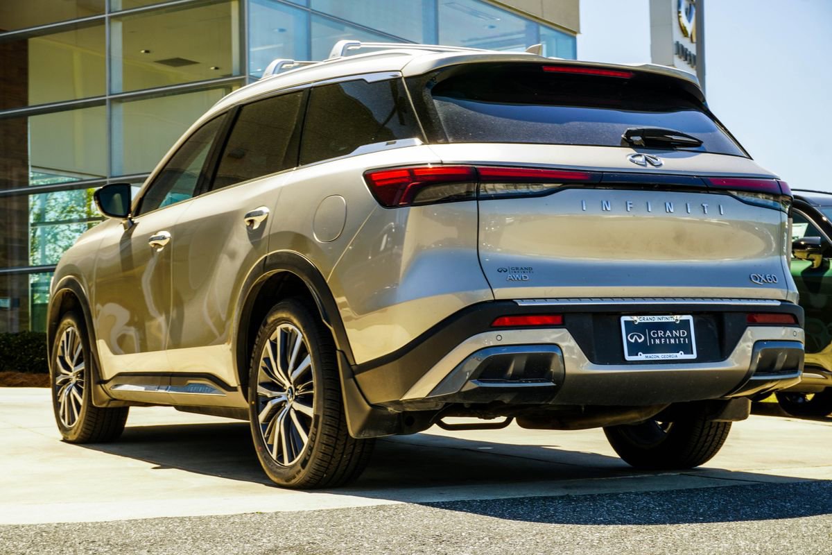 Certified 2023 INFINITI QX60 Sensory w/ Cargo Package image 10