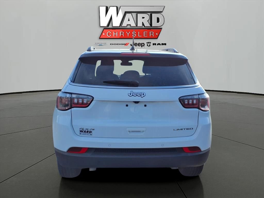 Used 2025 Jeep Compass Limited image 16
