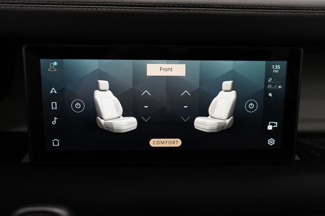 Used 2024 Land Rover Defender 110 S image 20