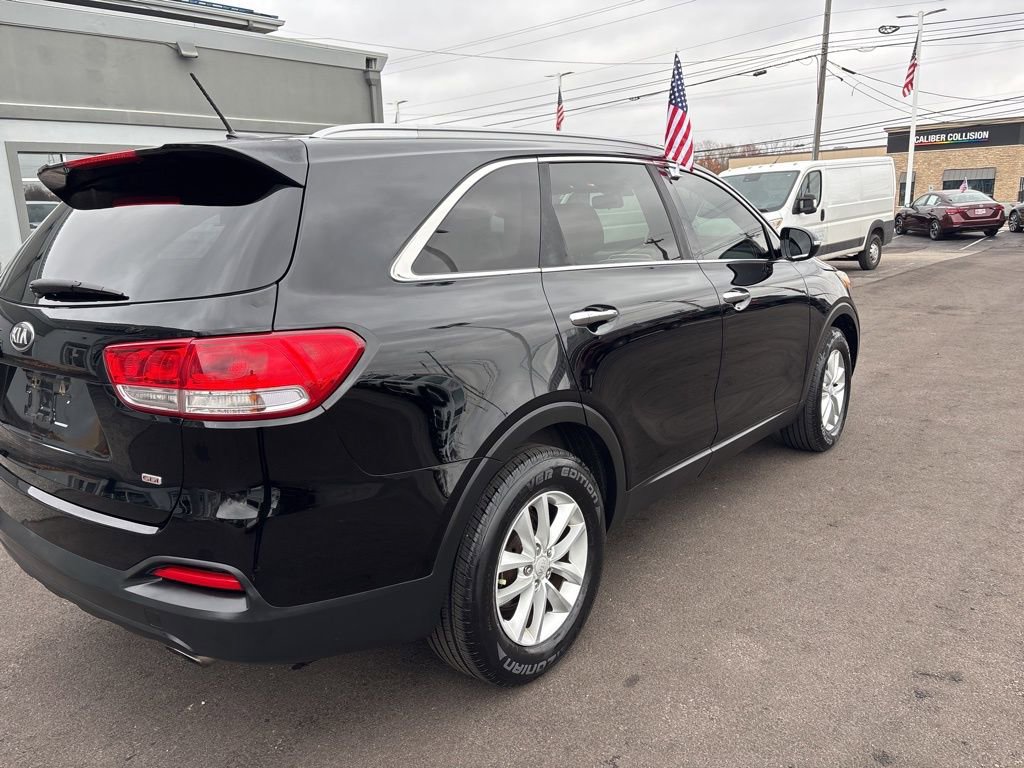 Used 2016 Kia Sorento LX image 50