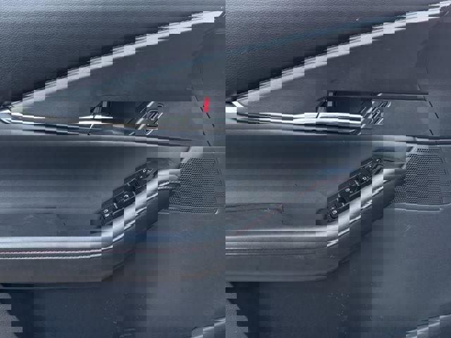 Used 2025 MAZDA CX-30 AWD 2.5 S w/ Preferred Package image 23