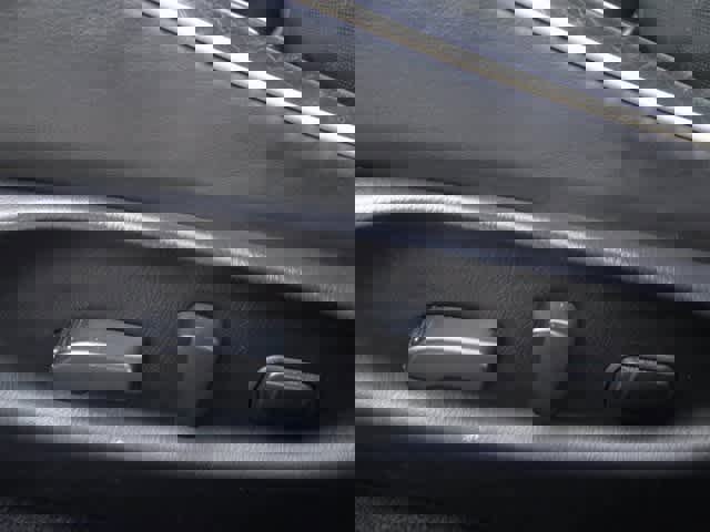 Used 2018 INFINITI Q70 L 3.7 image 9