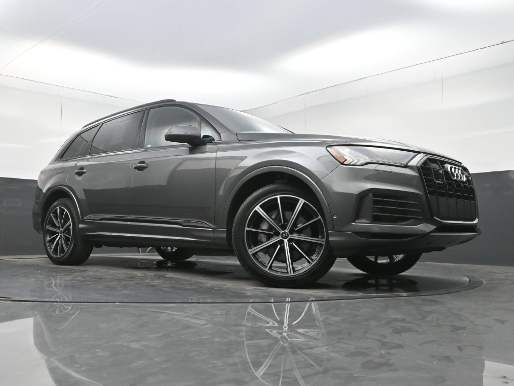 Used 2023 Audi Q7 3.0T Premium Plus AWD/4WD image 27