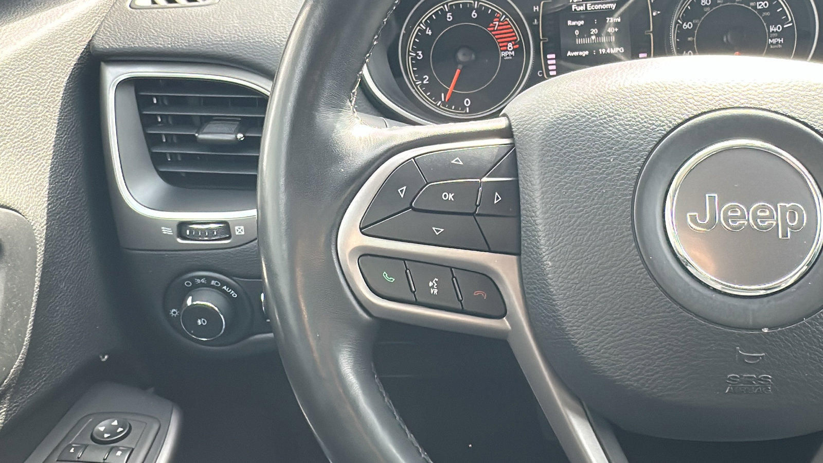 Used 2021 Jeep Cherokee Latitude Lux image 16