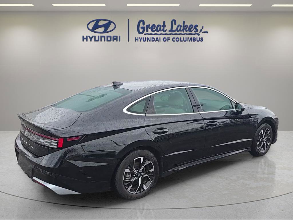 Certified 2025 Hyundai Sonata SEL FWD image 5