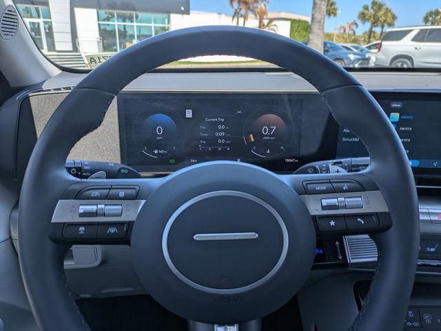 Used 2025 Hyundai Kona Limited image 34