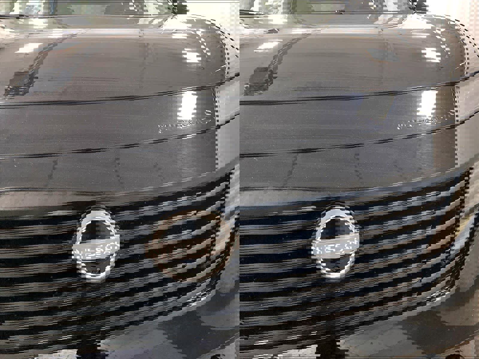 Certified 2025 Nissan Murano Platinum w/ Cargo Package image 33