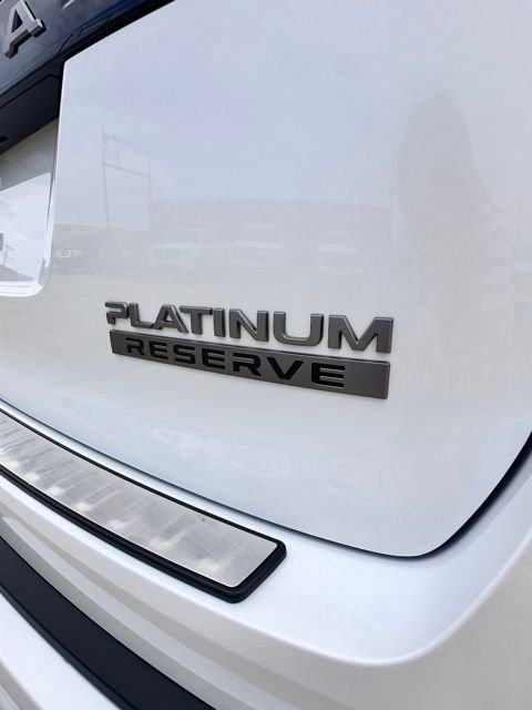 New 2025 Nissan Armada Platinum Reserve image 11