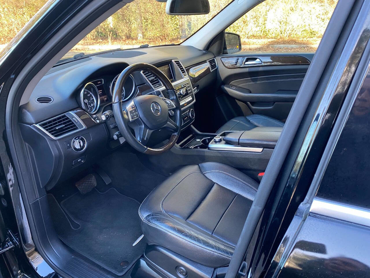 Used 2015 Mercedes-Benz ML 350 4MATIC image 11