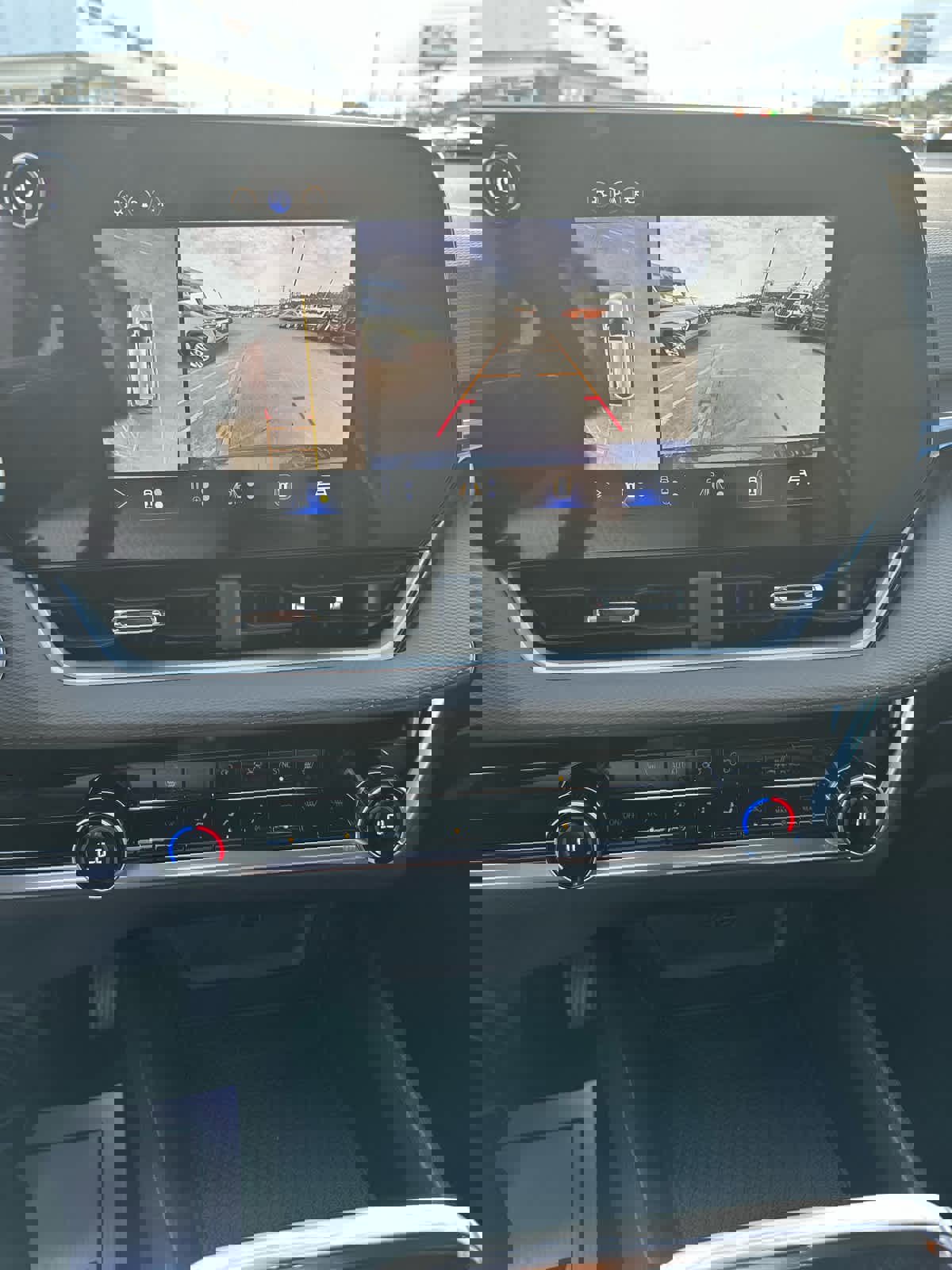 New 2026 Chevrolet Equinox LT w/ Convenience Package II image 15