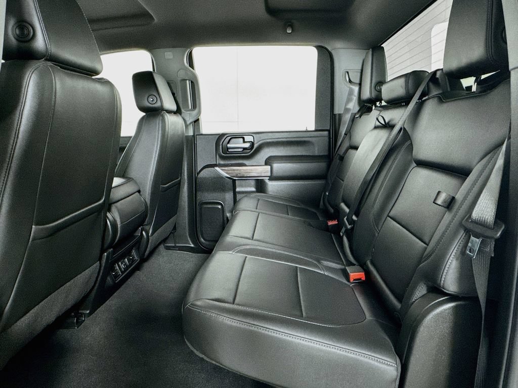 Used 2021 Chevrolet Silverado 2500 LTZ w/ Z71 Off-Road Package AWD/4WD image 13