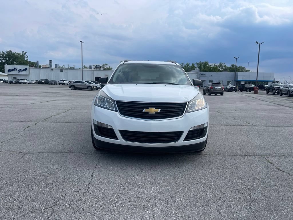 Used 2017 Chevrolet Traverse LS FWD image 8
