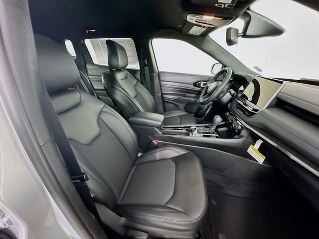 New 2026 Jeep Compass Latitude image 27