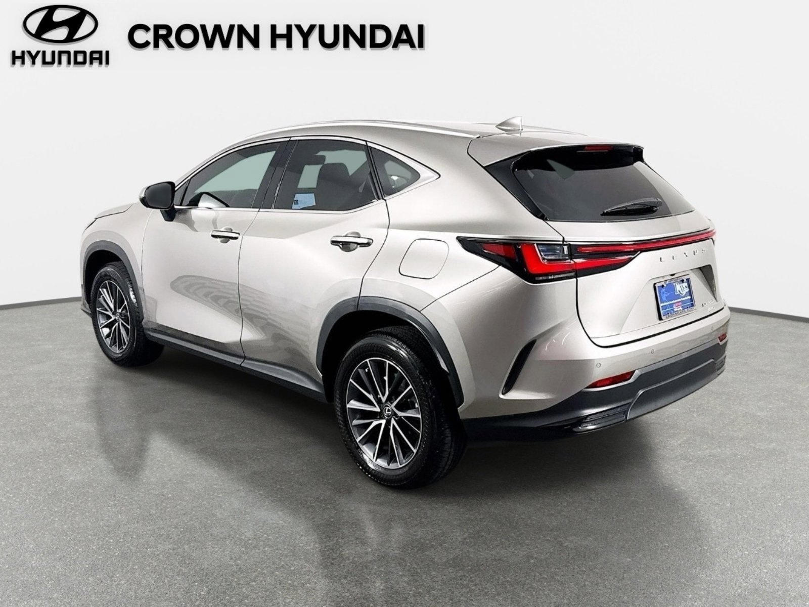 Used 2025 Lexus NX 350 AWD w/ Cold Area Package image 8