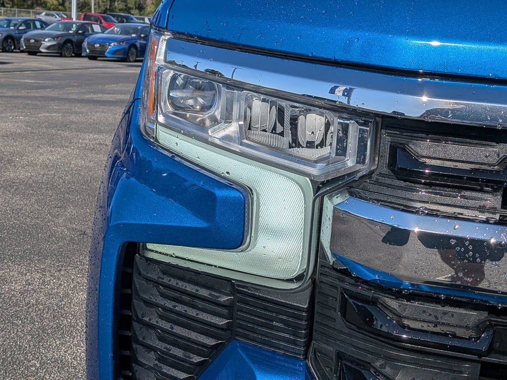 Used 2023 Chevrolet Silverado 1500 LT image 12