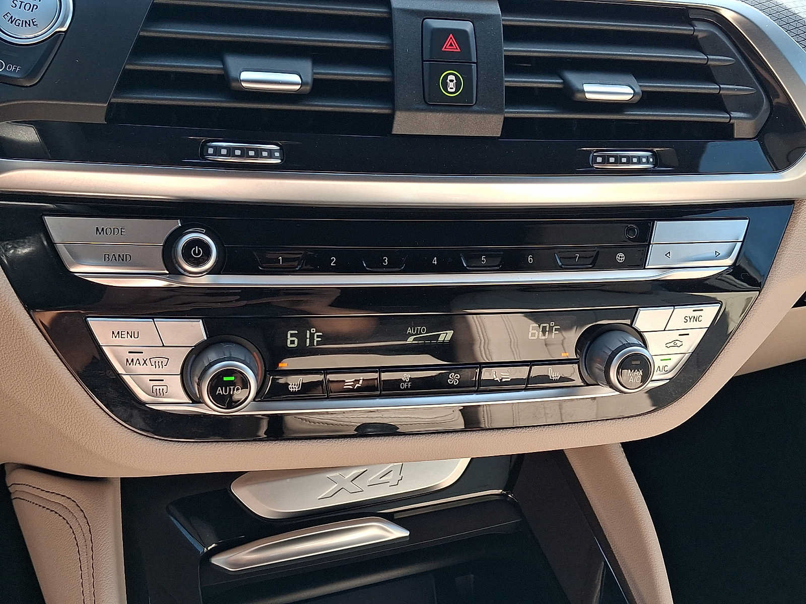 Used 2020 BMW X4 xDrive30i w/ M Sport Package 2 AWD/4WD image 16