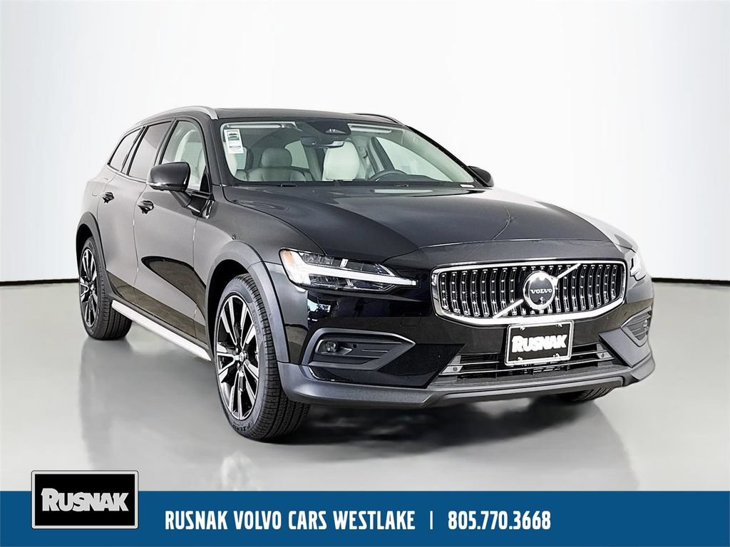 New 2026 Volvo V60 B5 Cross Country Ultra w/ Climate Package