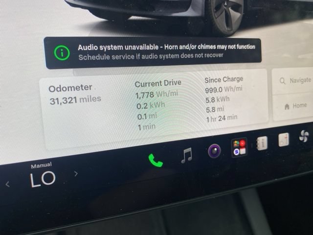 Used 2023 Tesla Model 3 Standard Range RWD image 19
