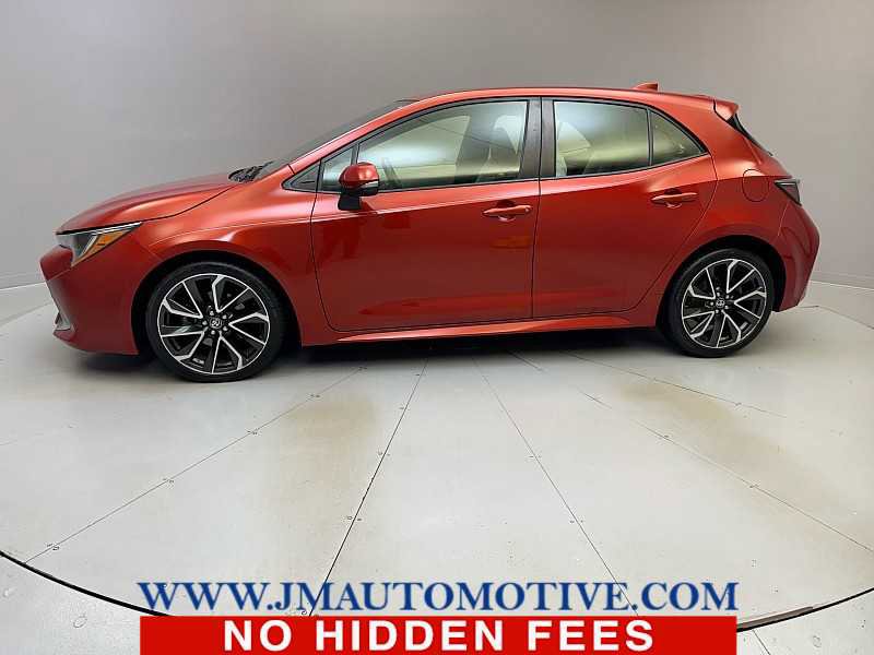 Used 2019 Toyota Corolla XSE image 2