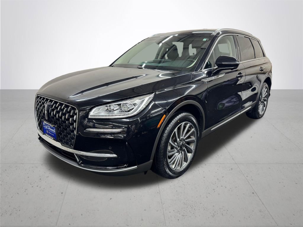 Used 2024 Lincoln Corsair Reserve w/ Equipment Group 201A image 2