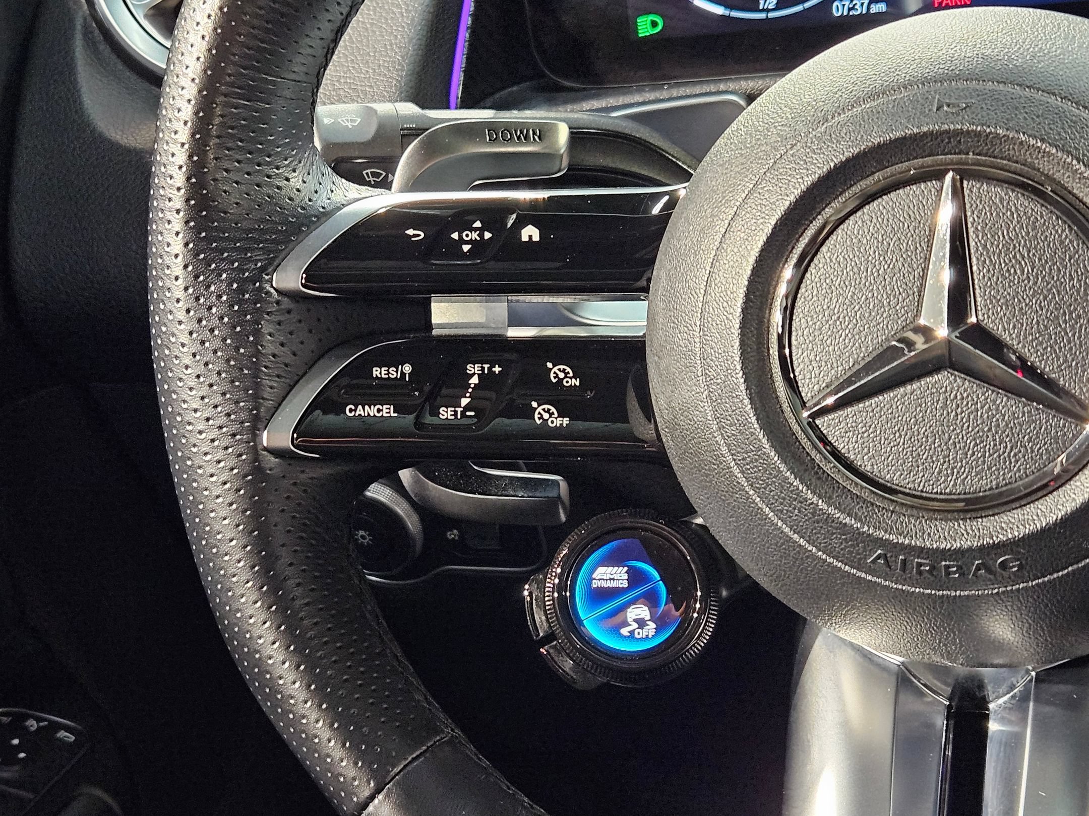 Used 2025 Mercedes-Benz GLB 35 AMG 4MATIC image 29