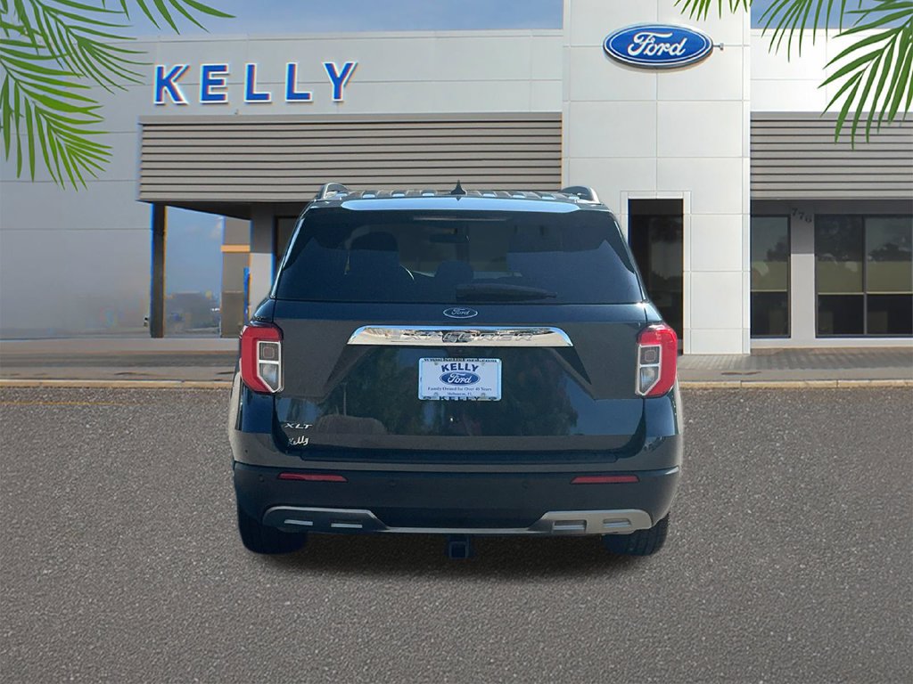Certified 2023 Ford Explorer XLT RWD image 4