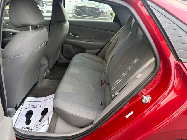 Used 2024 Hyundai Elantra SEL FWD image 17