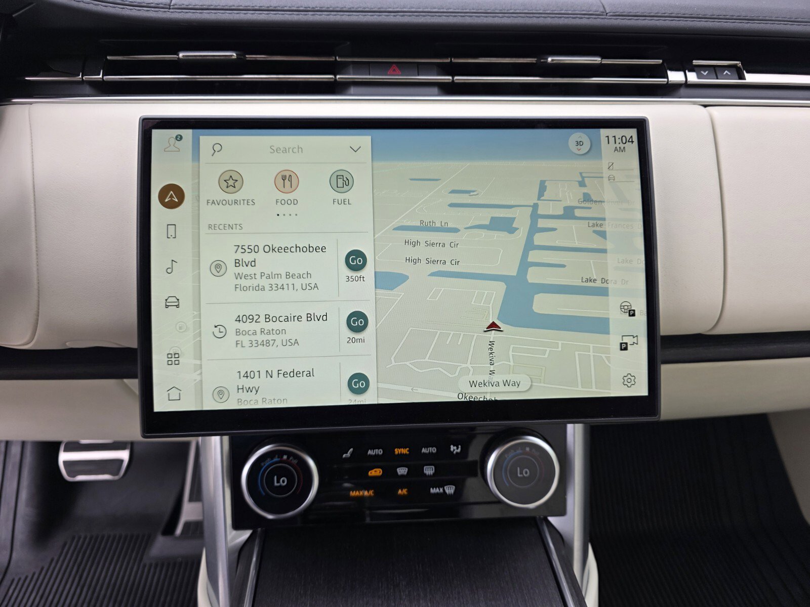 Certified 2023 Land Rover Range Rover SE image 21