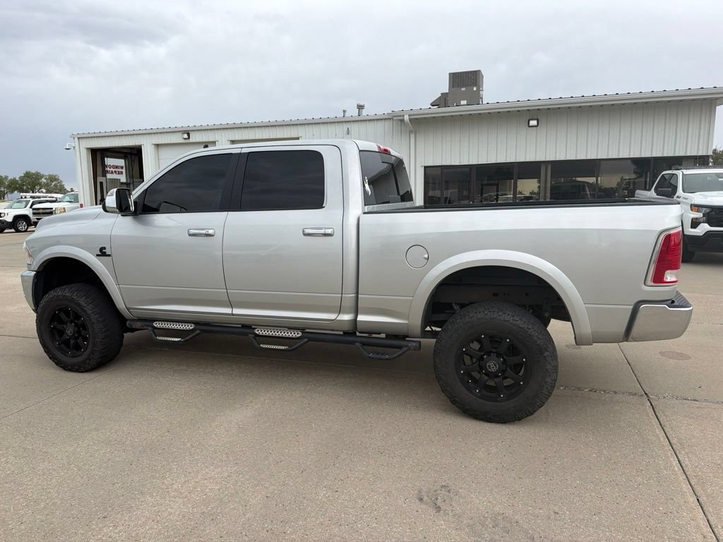 Used 2017 RAM 2500 Laramie AWD/4WD image 2
