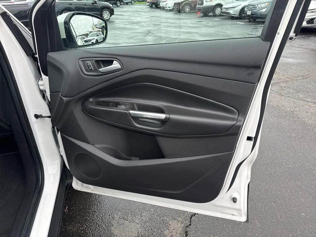 Used 2018 Ford Escape Titanium FWD image 32