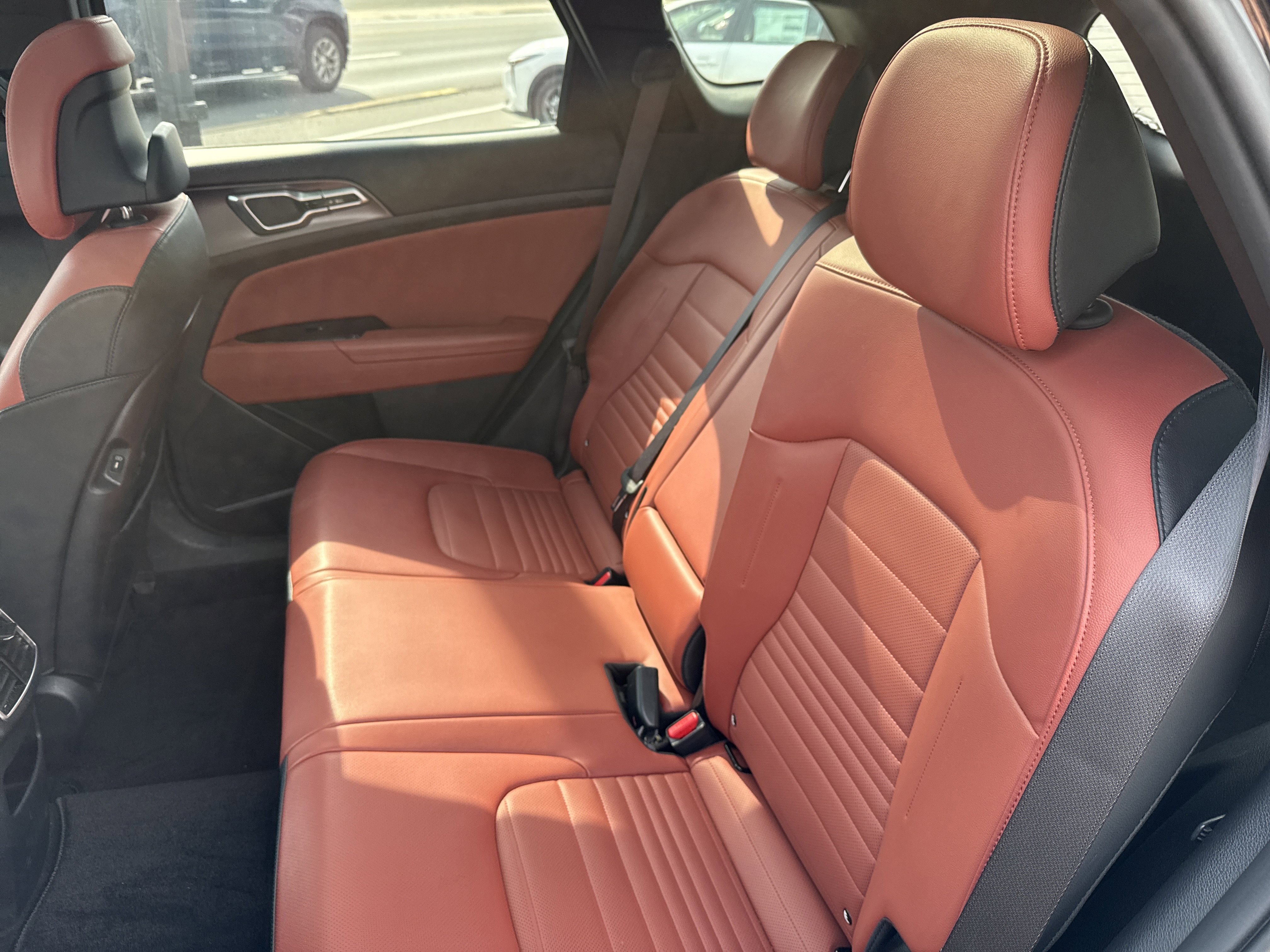Used 2023 Kia Sportage SX Prestige image 13