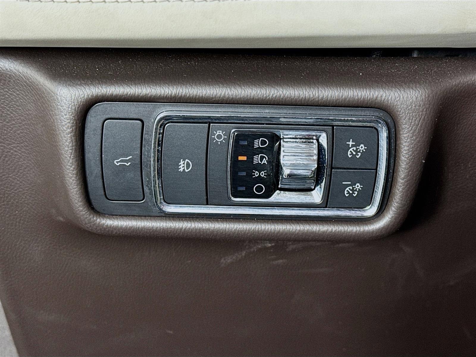 Used 2023 Lincoln Aviator Black Label w/ Dynamic Handling Package image 11