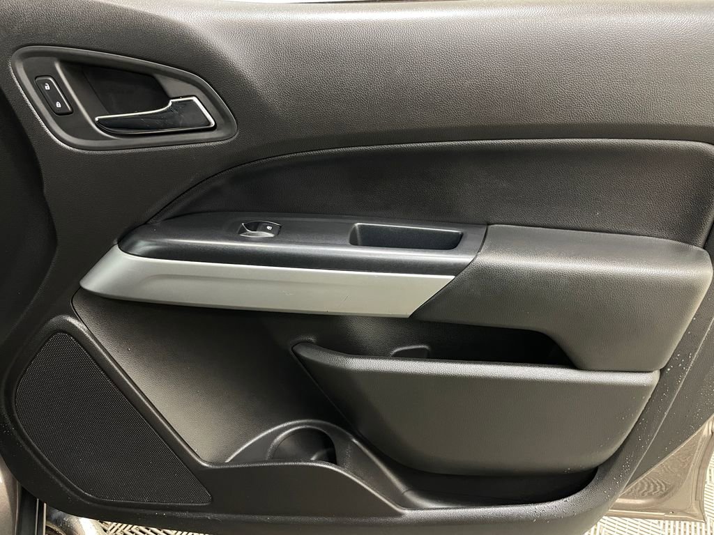 Used 2015 Chevrolet Colorado LT w/ LT Convenience Package RWD image 35