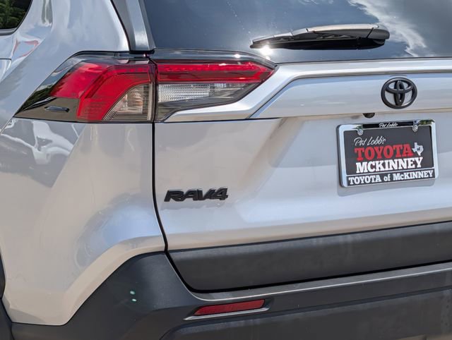 Used 2024 Toyota RAV4 XLE w/ Convenience Package FWD image 8