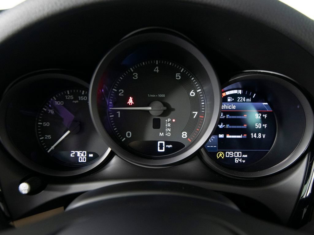 Certified 2025 Porsche Macan image 23